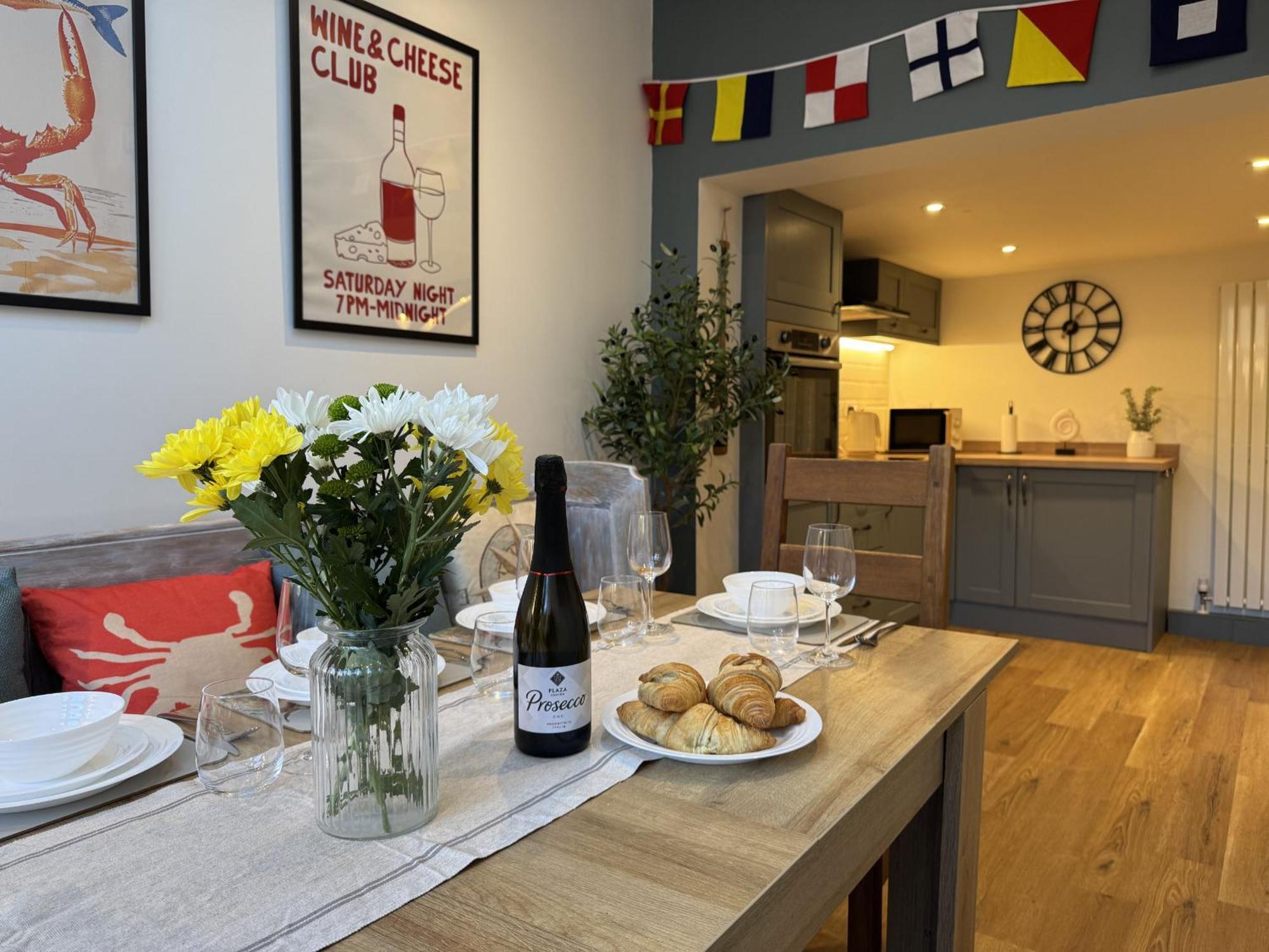 Driftwood House - Luxury Dog-Friendly Townhouse In Cowes, Steps From Marina Βίλα Cowes  Εξωτερικό φωτογραφία