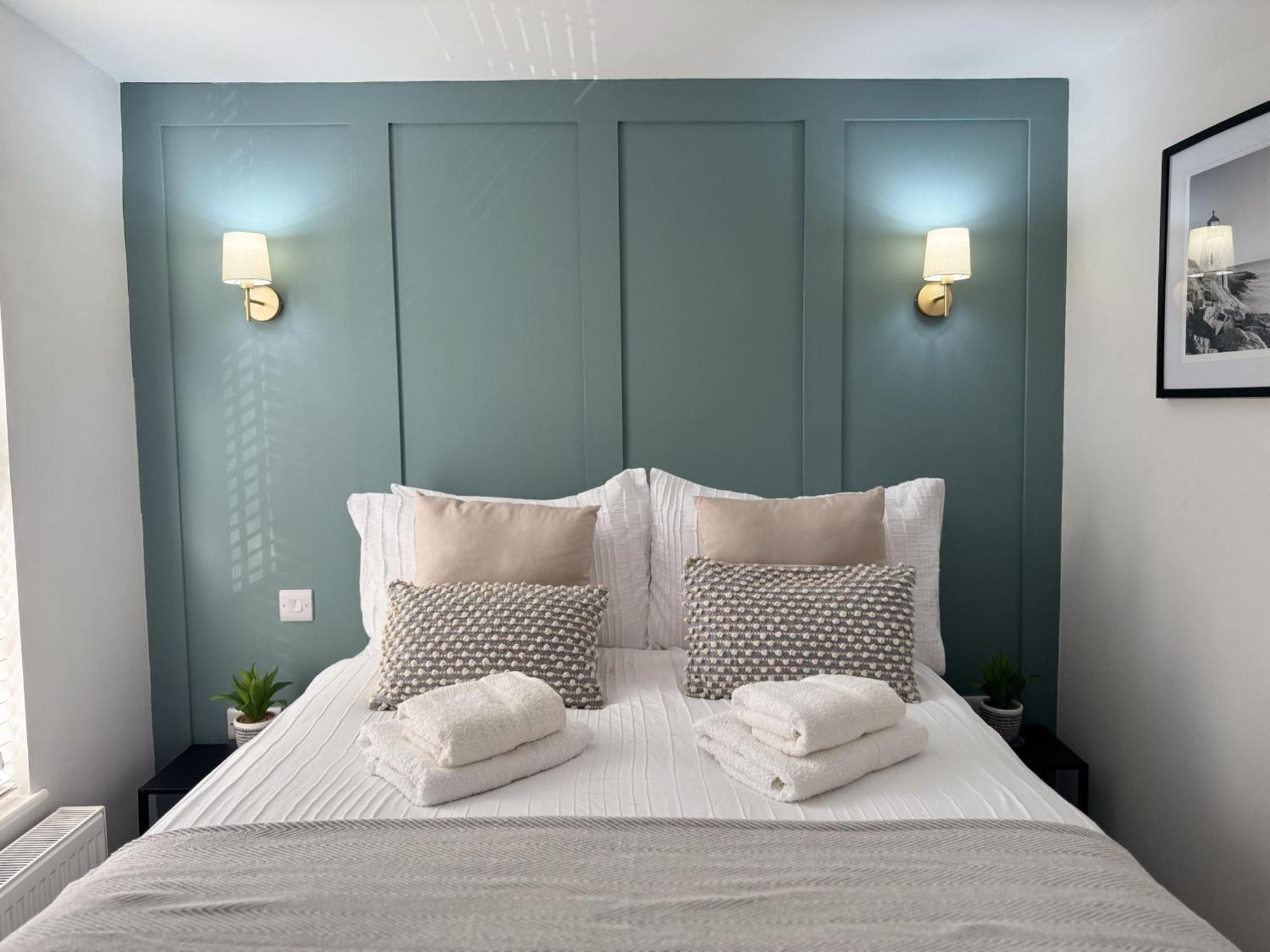 Driftwood House - Luxury Dog-Friendly Townhouse In Cowes, Steps From Marina Βίλα Cowes  Εξωτερικό φωτογραφία
